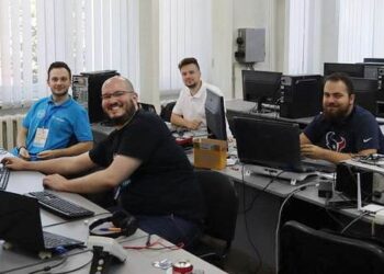 Concursul Hard&Soft a inceput la Universitatea “Stefan cel Mare” din Suceava